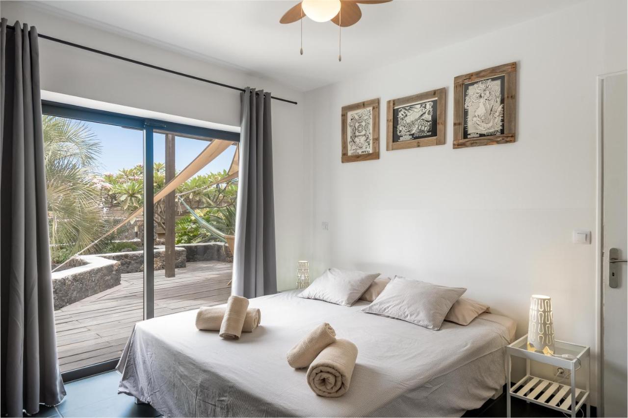 Creative Harbour Fuerteventura Hostel ลาคาเรส ภายนอก รูปภาพ