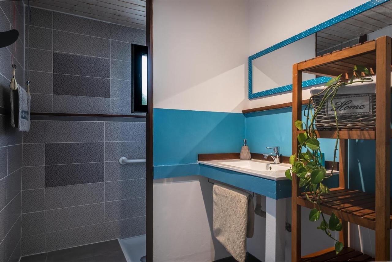 Creative Harbour Fuerteventura Hostel ลาคาเรส ภายนอก รูปภาพ