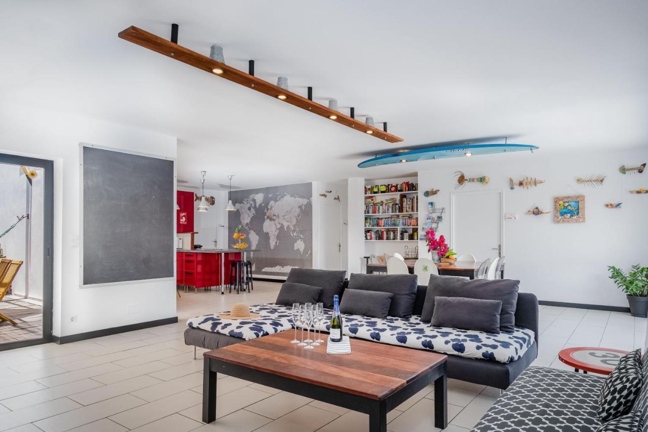 Creative Harbour Fuerteventura Hostel ลาคาเรส ภายนอก รูปภาพ