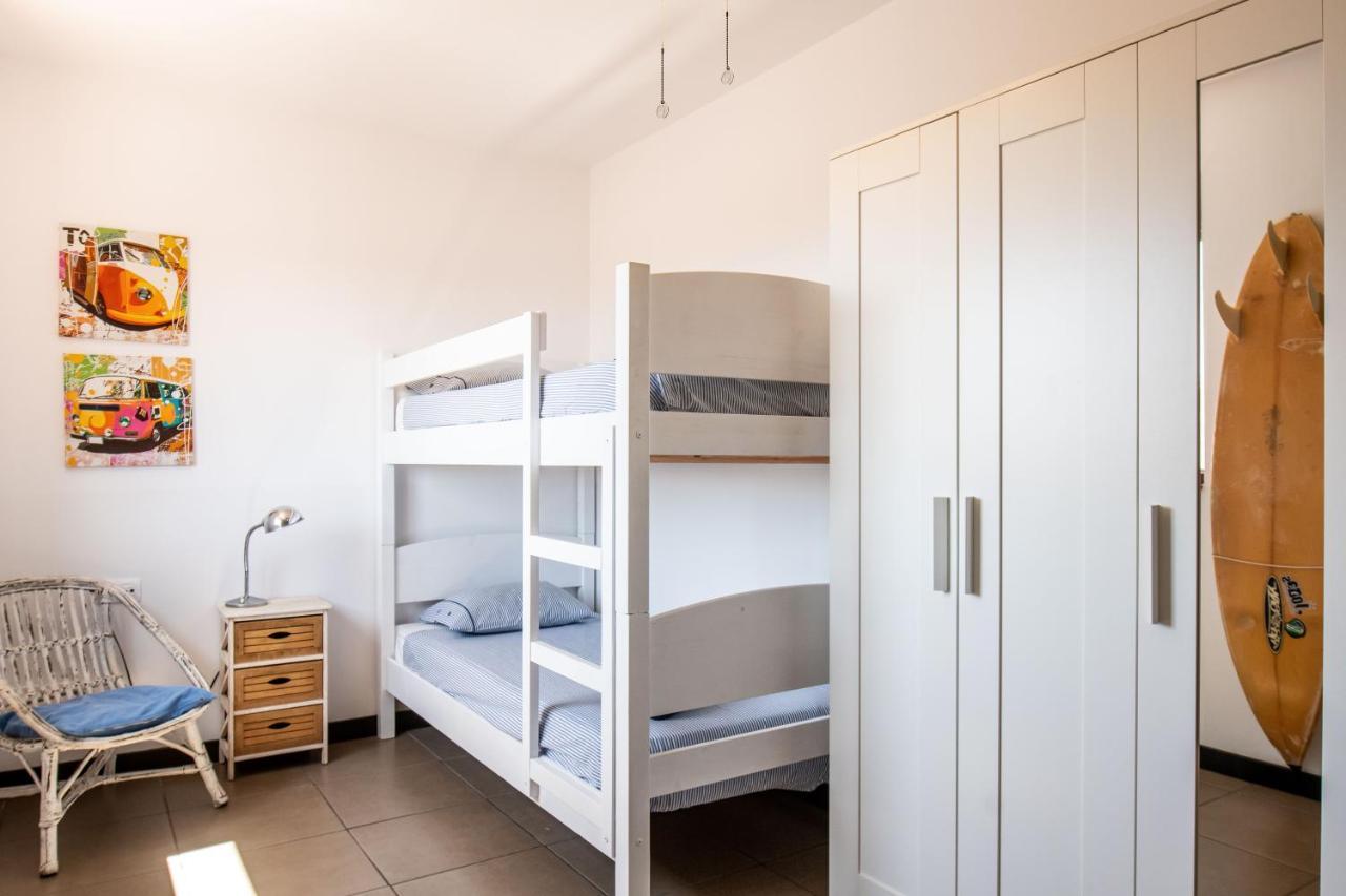 Creative Harbour Fuerteventura Hostel ลาคาเรส ภายนอก รูปภาพ