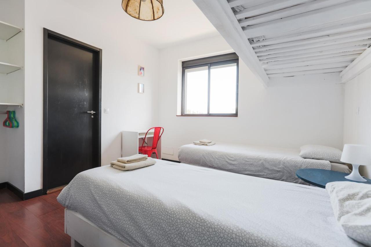 Creative Harbour Fuerteventura Hostel ลาคาเรส ภายนอก รูปภาพ